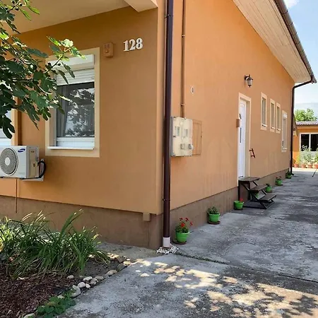 アパート In 19129